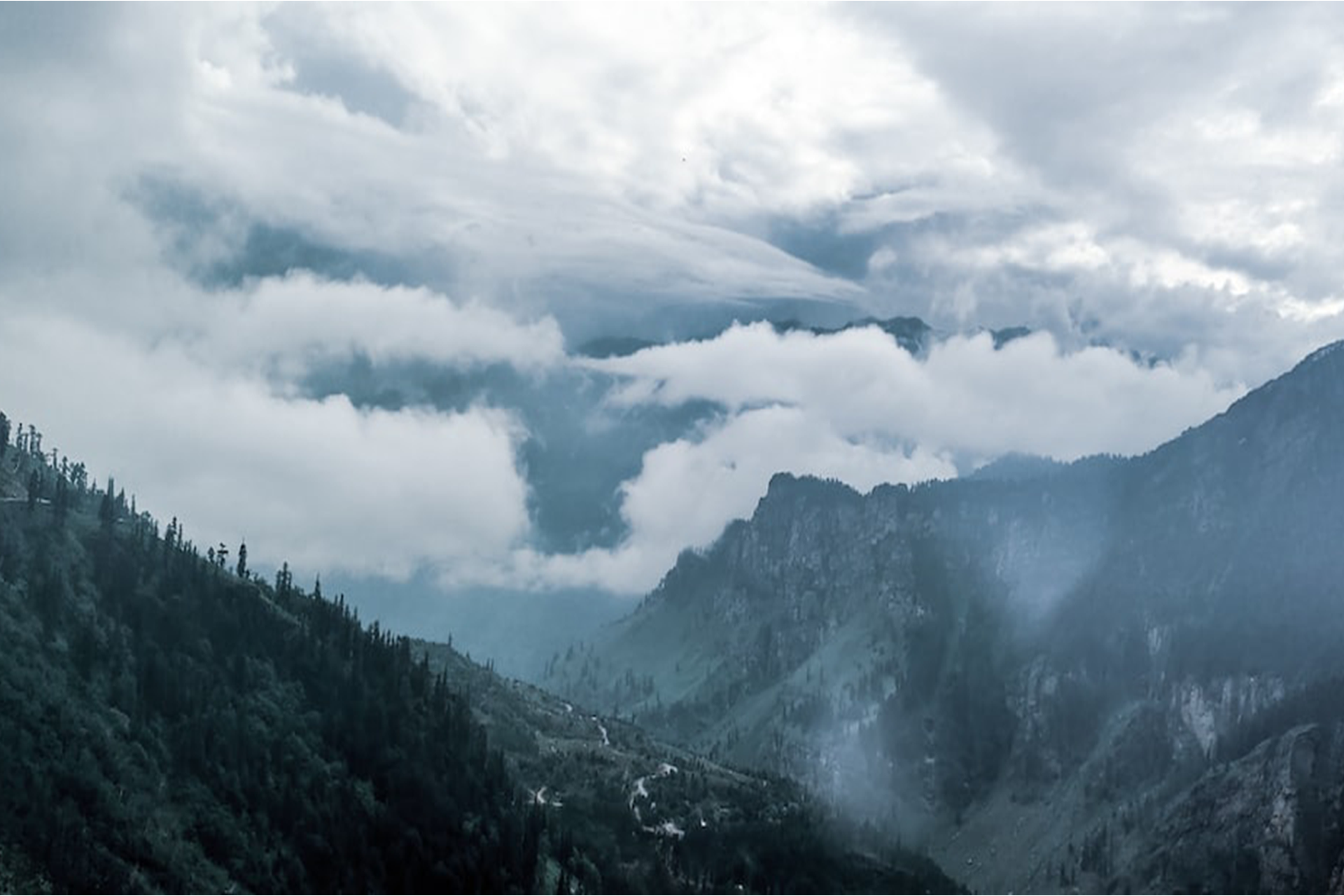 Himalayan Adventure: Shimla, Manali, and Dharamshala Group Tour